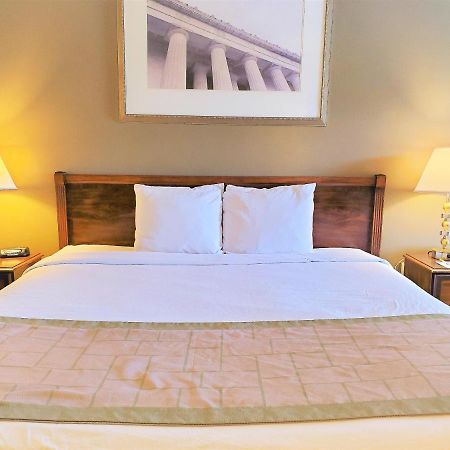 Days Inn By Wyndham Towson Dış mekan fotoğraf