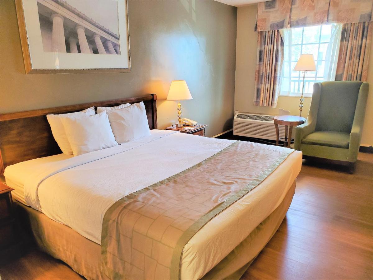 Days Inn By Wyndham Towson Dış mekan fotoğraf